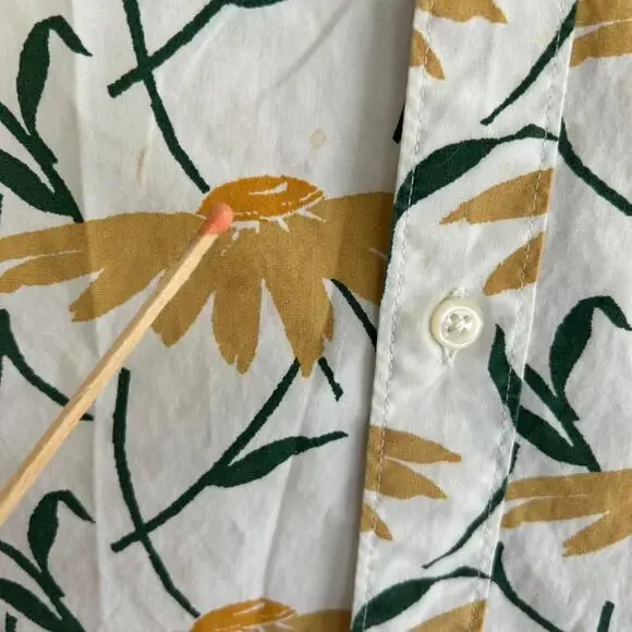 Jcrew stretch yellow floral button - Picture 4 of 8